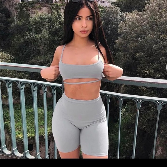 Two piece crop set - Picture 2 of 2